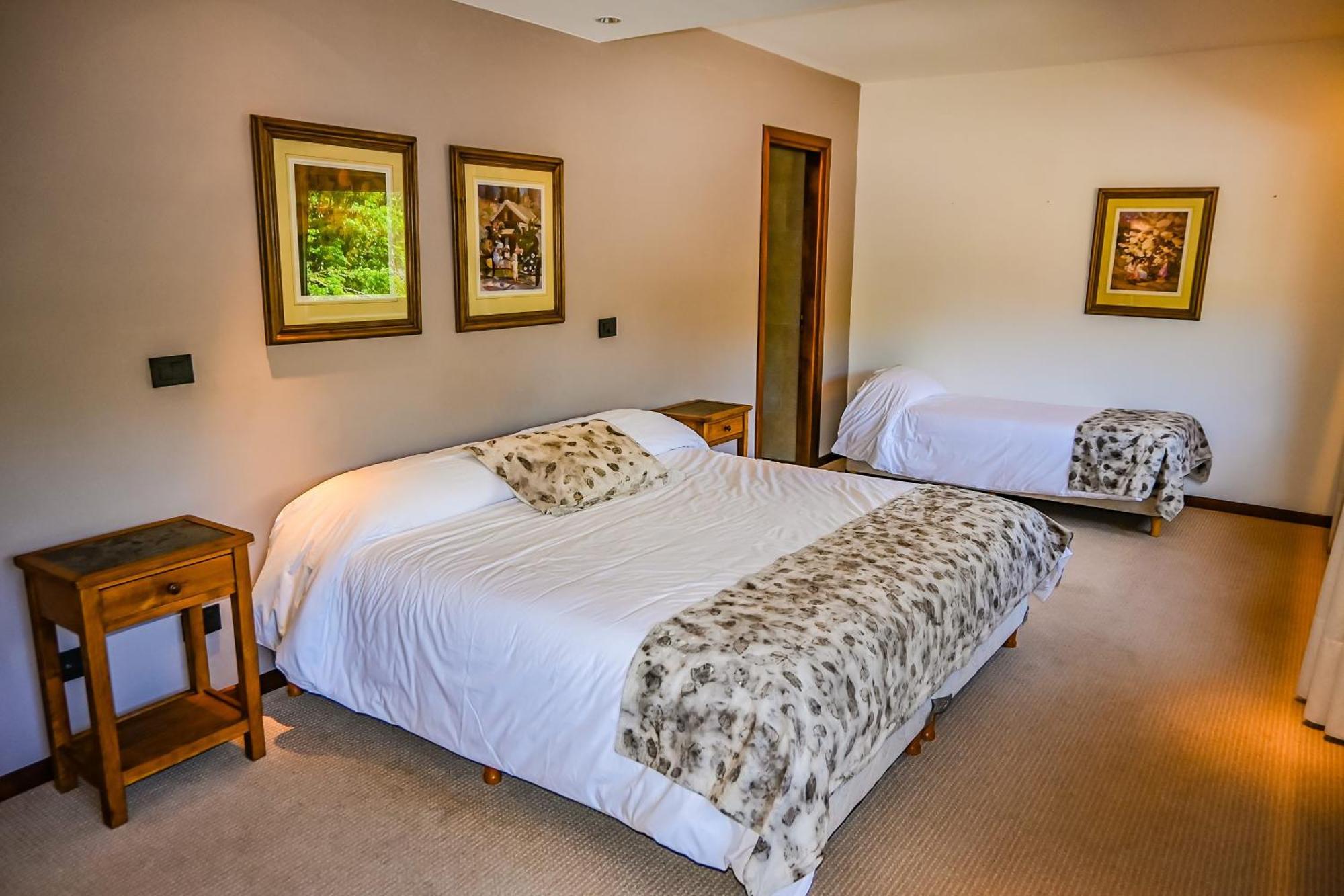 Hotel & Spa La Cheminee San Martin de los Andes Bagian luar foto
