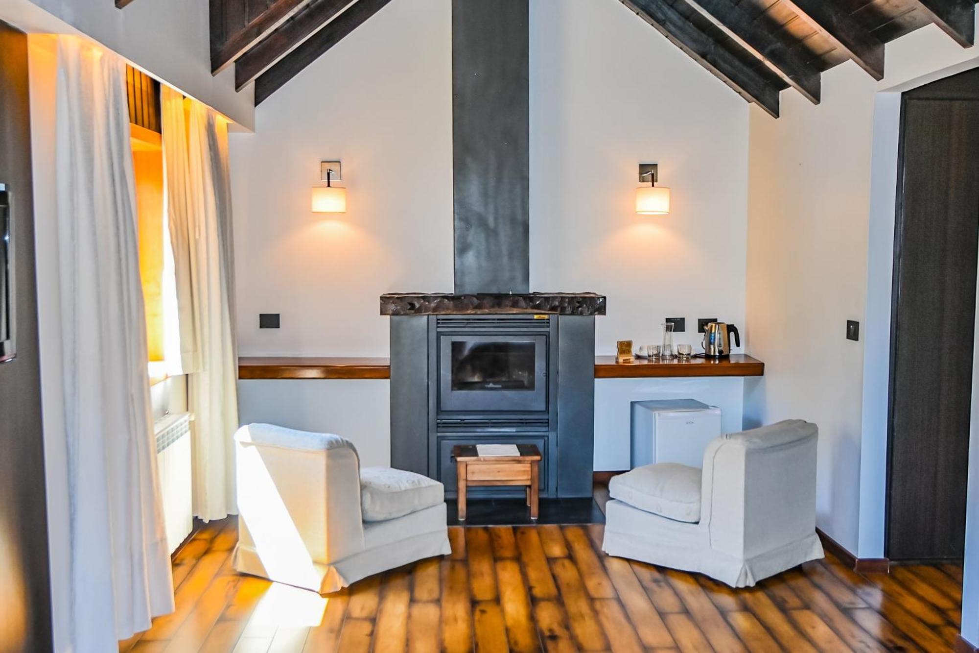 Hotel & Spa La Cheminee San Martin de los Andes Bagian luar foto