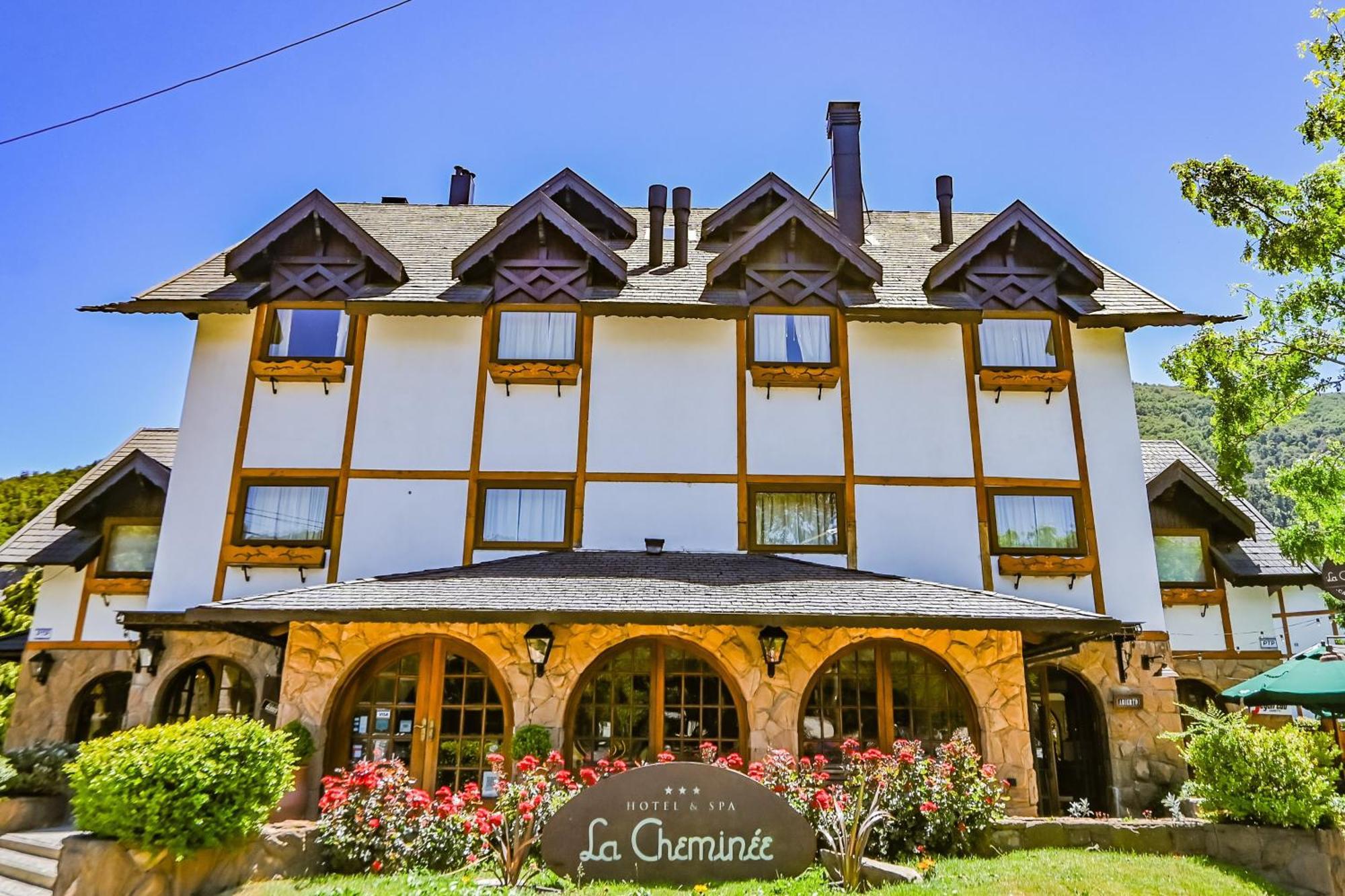 Hotel & Spa La Cheminee San Martin de los Andes Bagian luar foto
